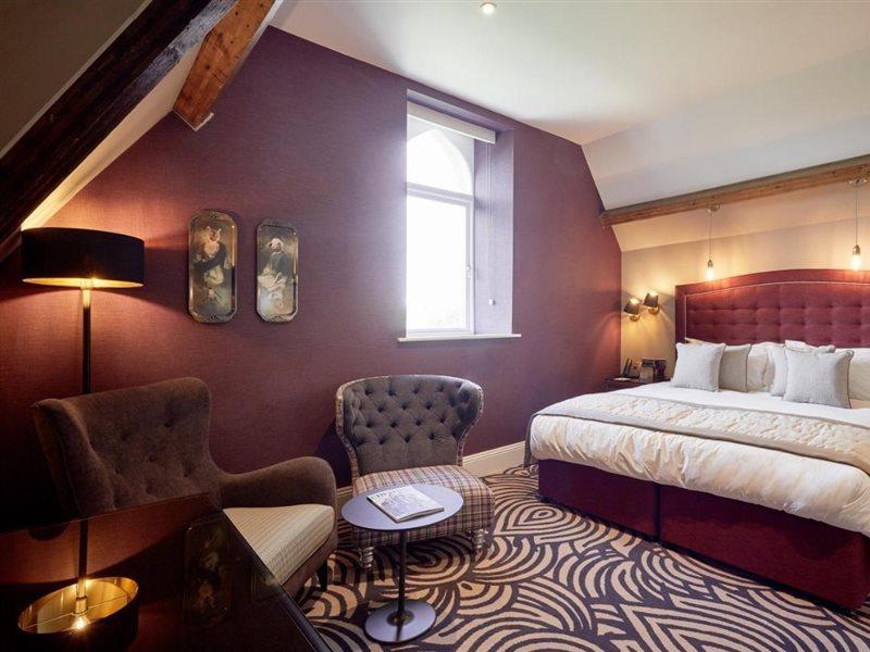 ออดเฟลโลว์ ออน เดอะ พาร์ค Hotel ชีเดิล ภายนอก รูปภาพ A bedroom at The Ivy Hotel