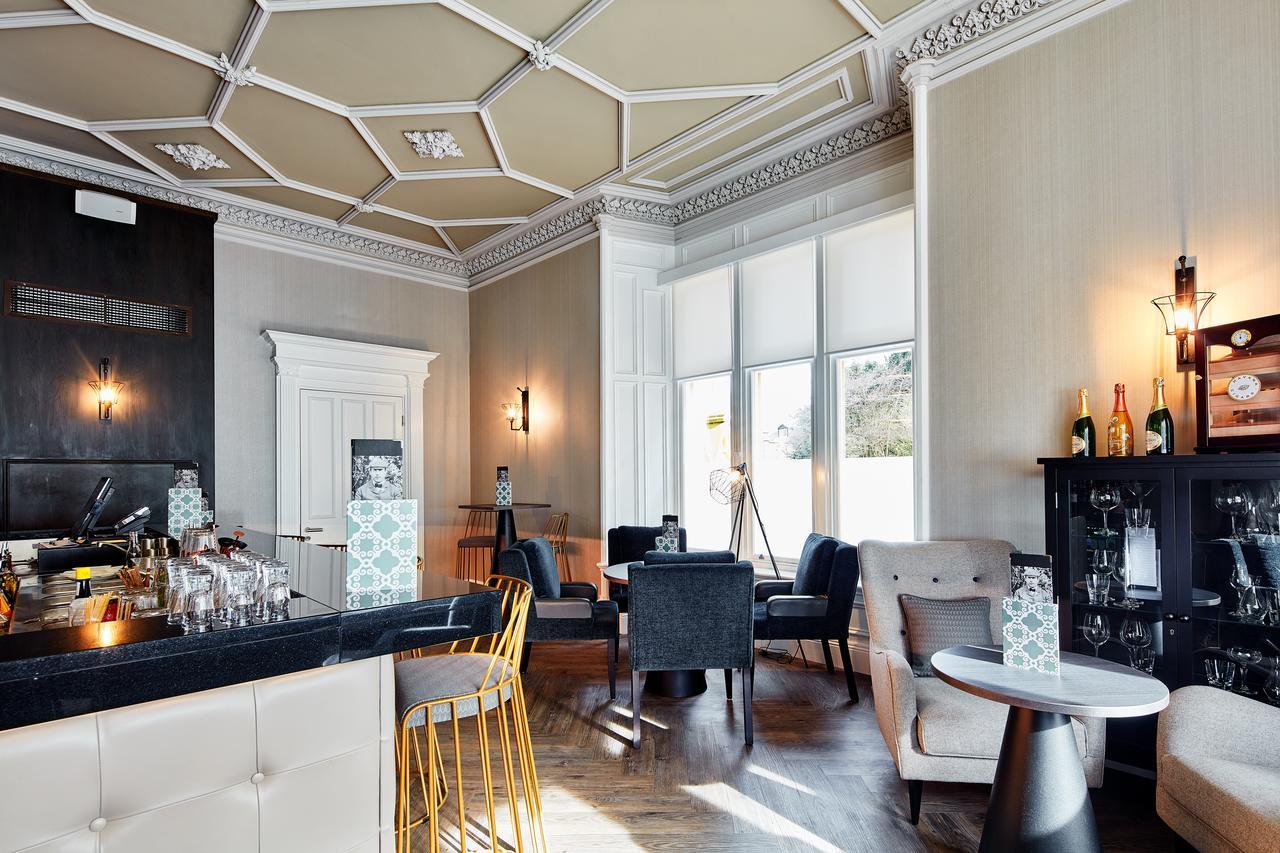 ออดเฟลโลว์ ออน เดอะ พาร์ค Hotel ชีเดิล ภายนอก รูปภาพ The Drawing Room at The Ivy, Edinburgh
